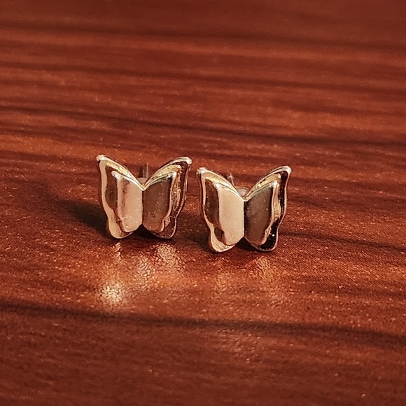 Jewelry - Silver Butterfly Earrings